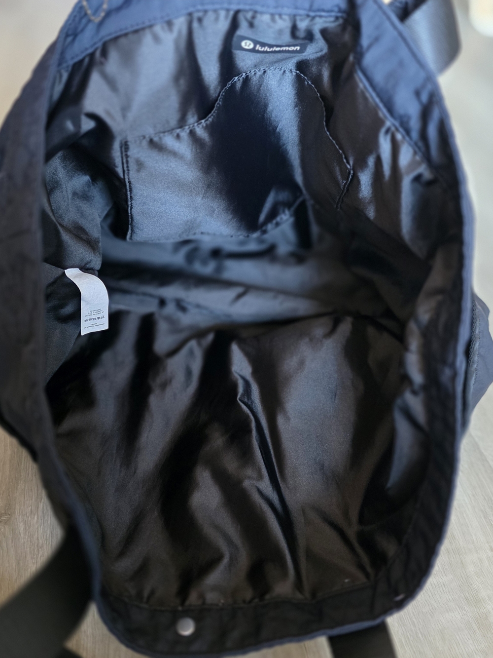 lululemon athletica Black Everyday Tote Bag - Picture 6 of 9